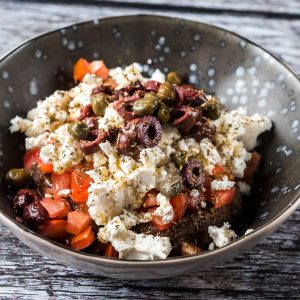 Ντακάκια από Χαρουπάλευρο